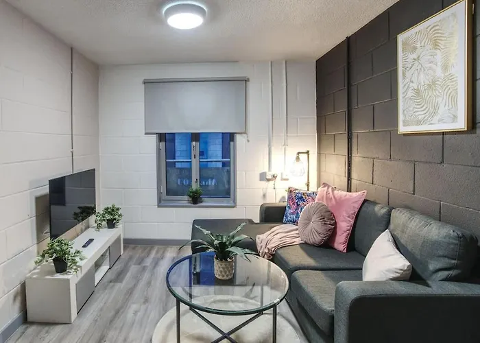 1Br City Centre Apt, Self Check In, Wifi, By Derbnb